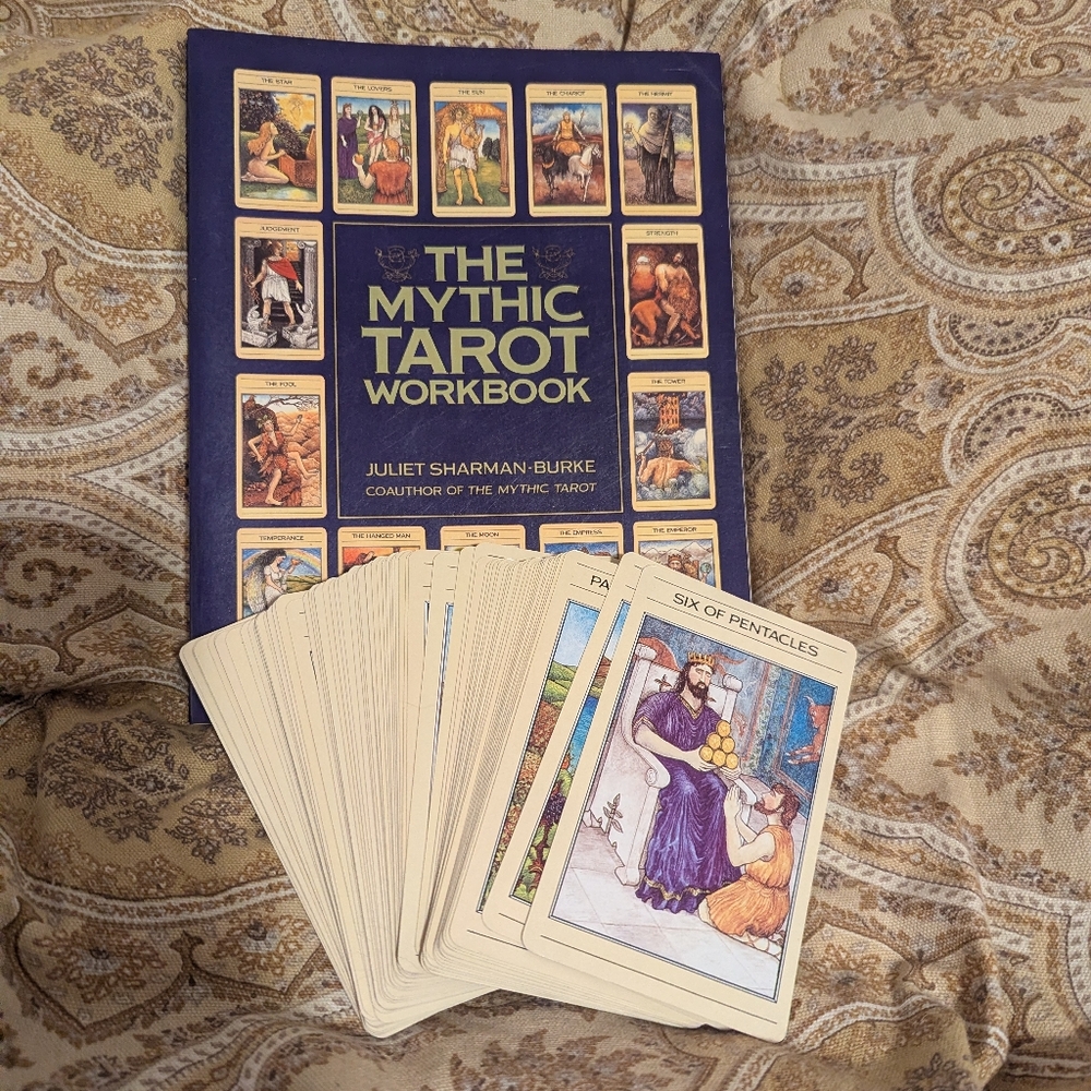The Mythic Tarot Card Game Set - Picture 1 of 3